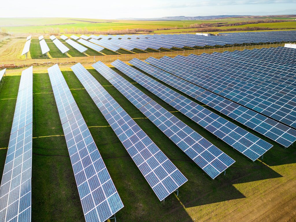 Solar,Panel,Produces,Green,,Environmentaly,Friendly,Energy,From,The,Setting
